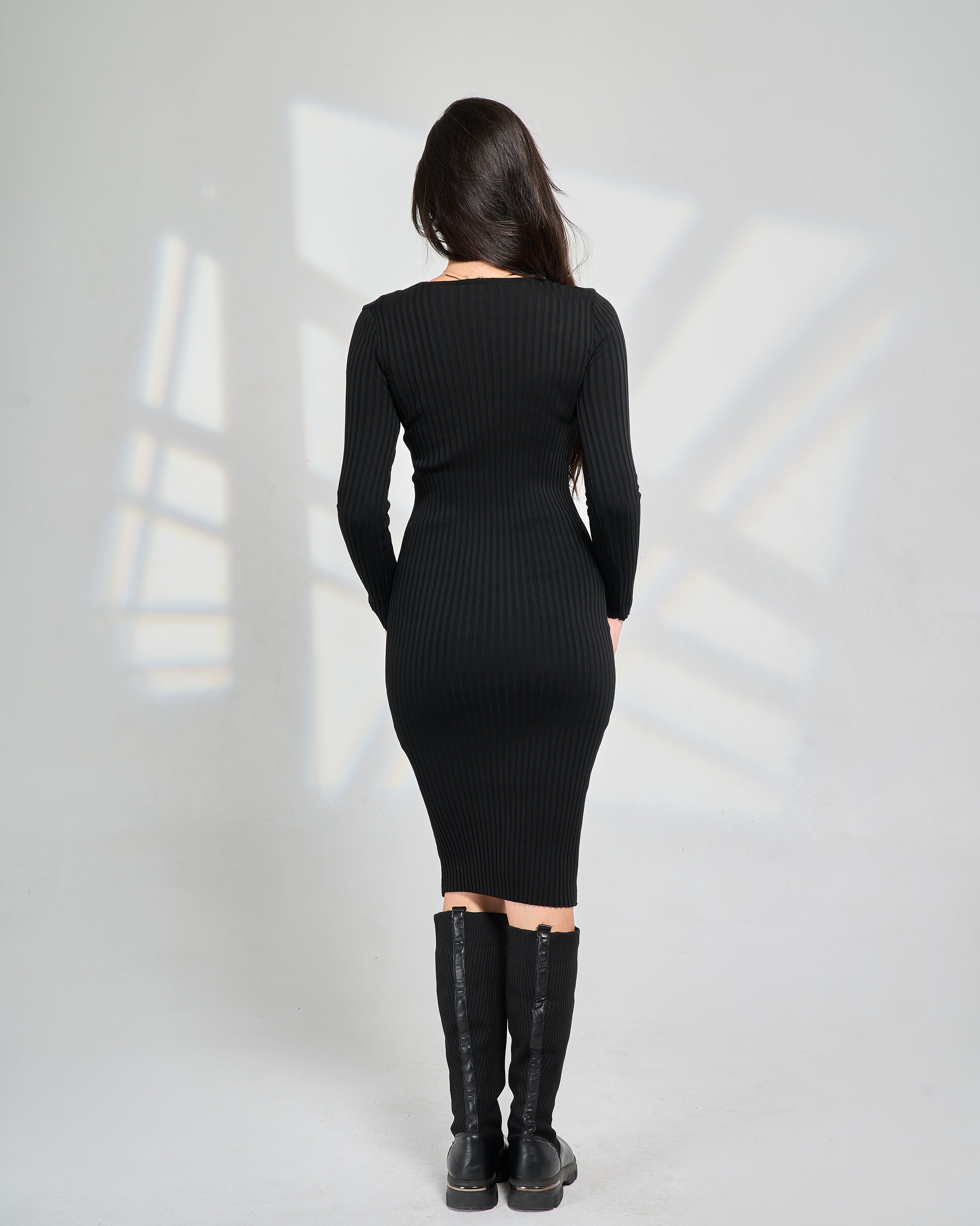 Slim Fit Triangle Neck Dress