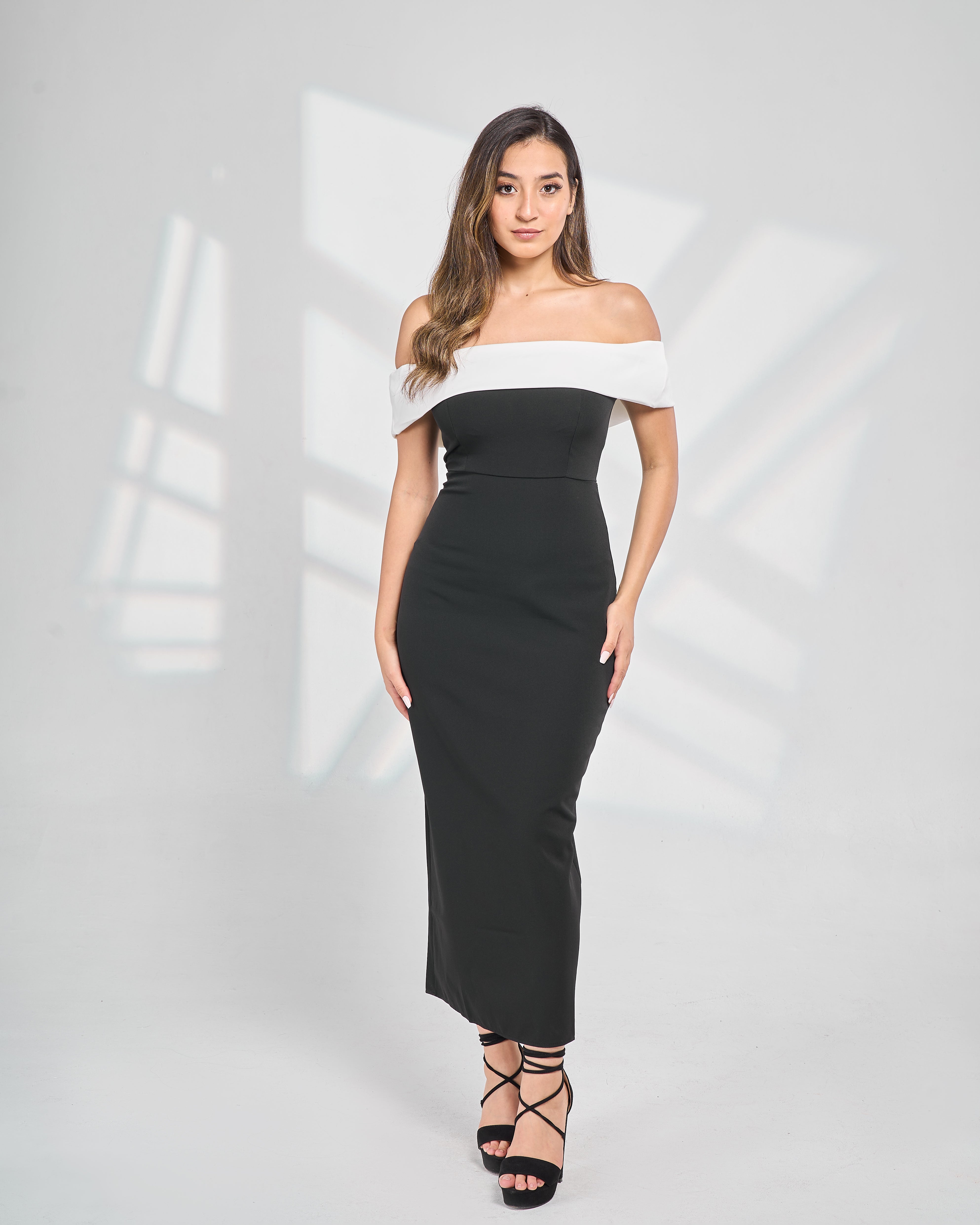 Chic Contrast Off-Shoulder